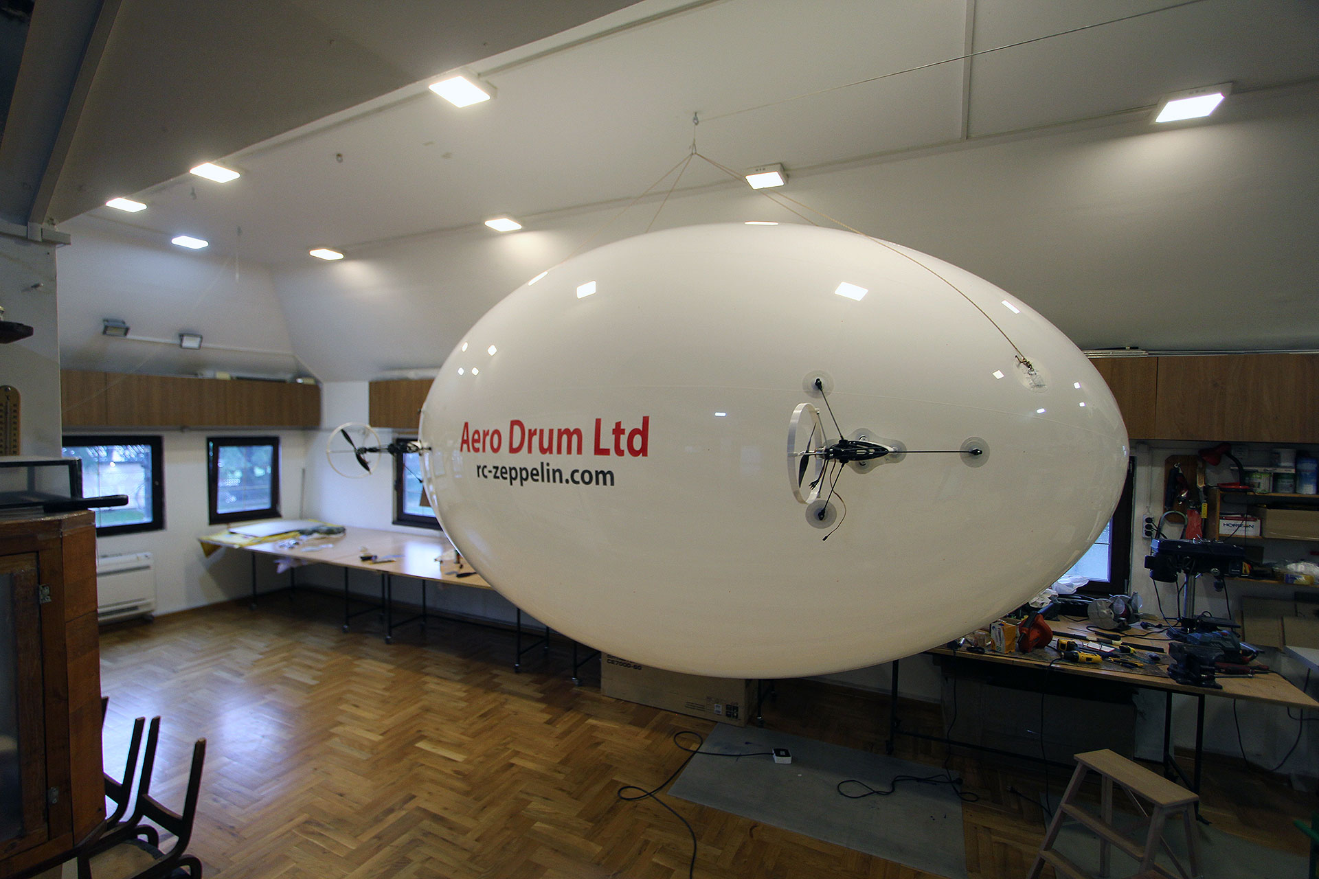 Blimp-drone-side-view
